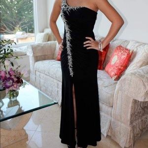 Prom/Winter Formal black floorlength dress